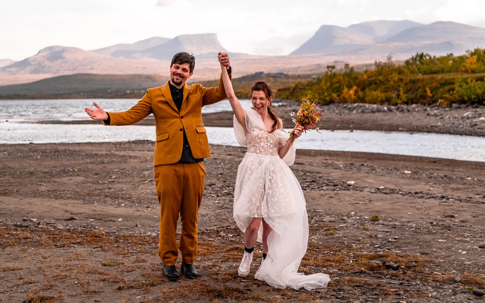 Freshly married couple in Abisko national park