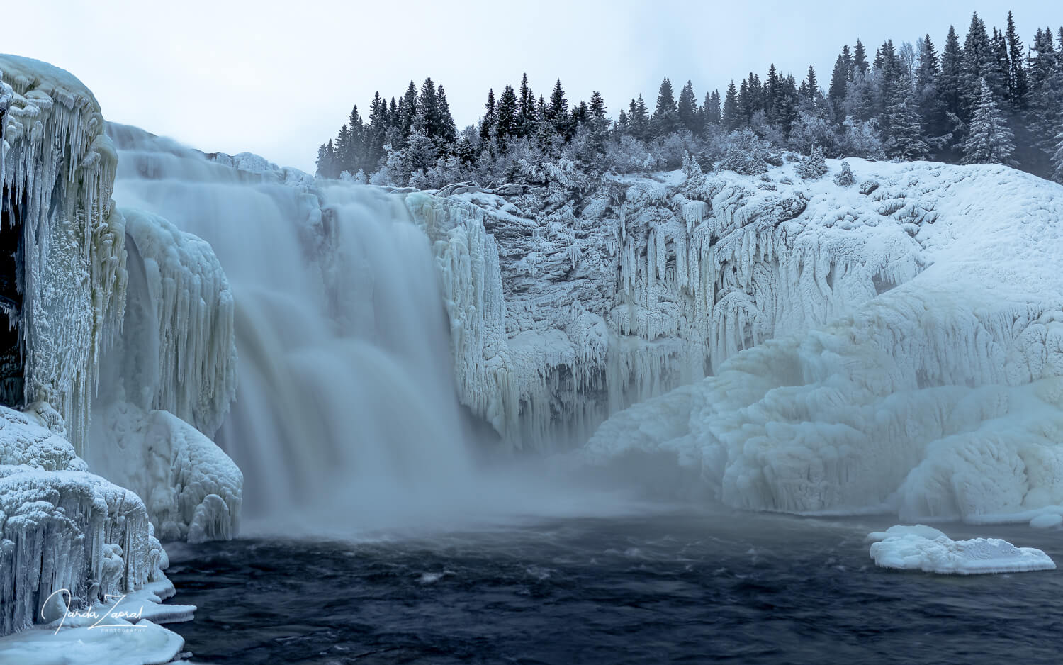 Frozen waterfall Tännforsen in Sweden